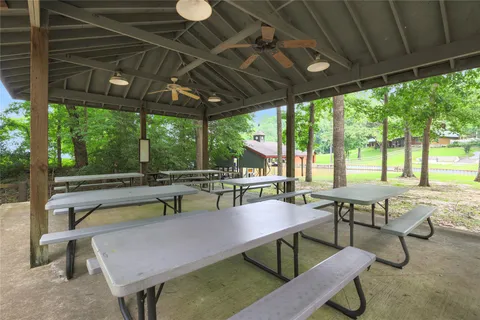 $899,000 | 220 Harbor Run Drive, Coldspring, TX 77331