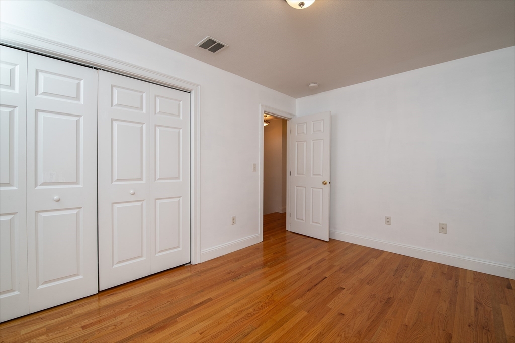23 Summerfield Road Amherst, MA 01002 - Photo 27 of 42