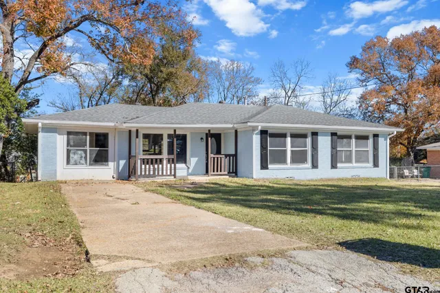 $187,500 | 122 Brierwood Drive, Palestine, TX 75801