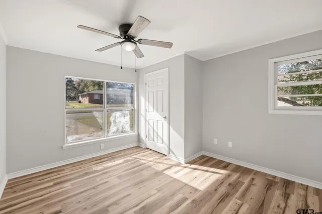 $187,500 | 122 Brierwood Drive, Palestine, TX 75801