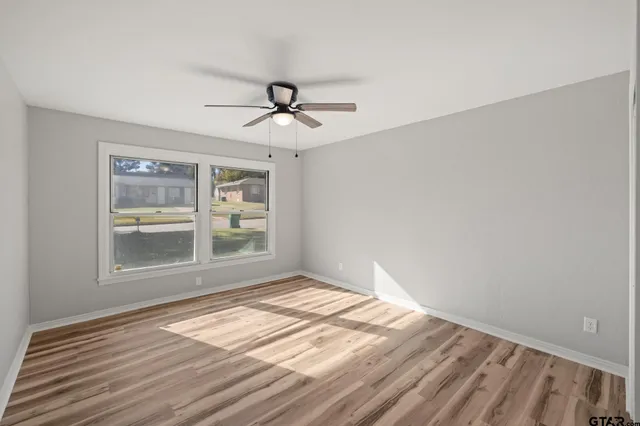 $187,500 | 122 Brierwood Drive, Palestine, TX 75801