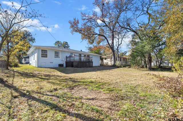 $187,500 | 122 Brierwood Drive, Palestine, TX 75801