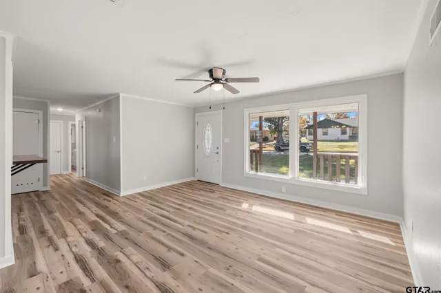 $187,500 | 122 Brierwood Drive, Palestine, TX 75801