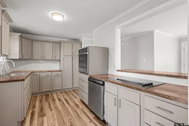 $187,500 | 122 Brierwood Drive, Palestine, TX 75801