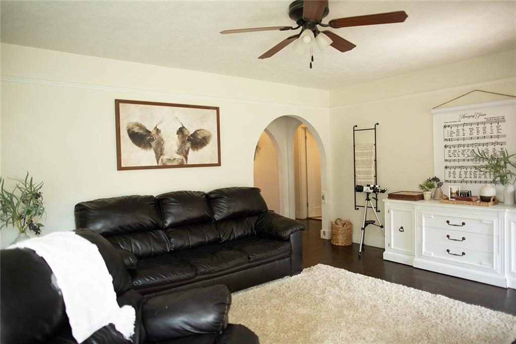 343 Freeport Road Butler, PA 16002 - Photo 4 of 18