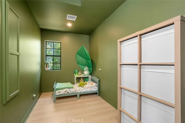 $2,300,000 | 23229 8th Street, Newhall, CA 91321