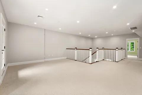$875,000 | 2 Abbey Road, Unit 2, Sherborn, MA 01770