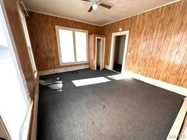 $152,000 | 305 East Main Street, Willow Springs, MO 65793