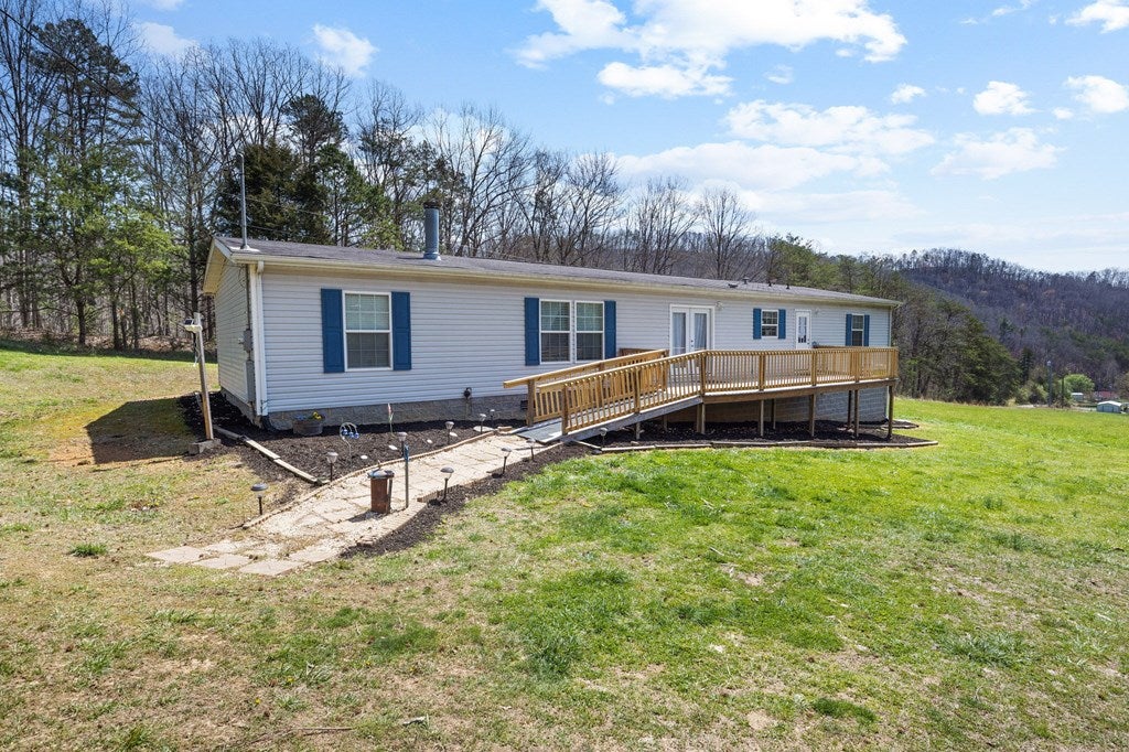 15628 Pinnacle Road Mendota, VA 24270 - Photo 3 of 50 Gallery Image 3