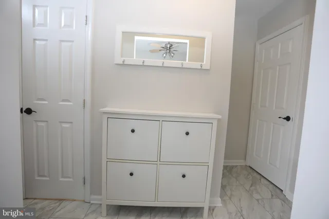 $2,400 | 1228 Needham Court, Unit 27D, Crofton, MD 21114