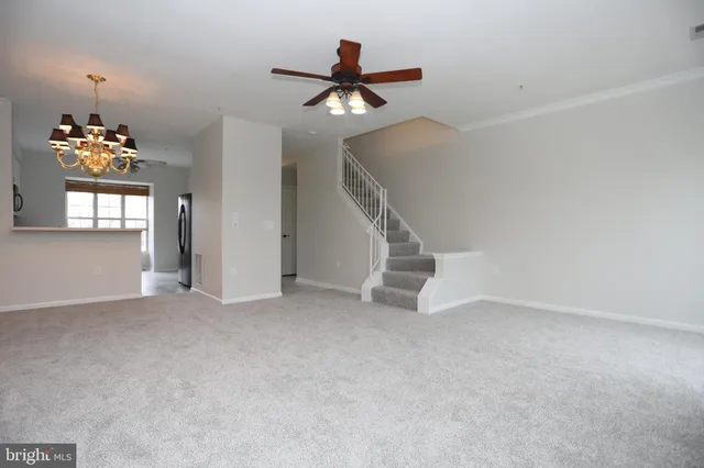 $2,400 | 1228 Needham Court, Unit 27D, Crofton, MD 21114