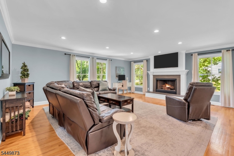 35 Castle Way Bernards, NJ 07920 - Photo 17 of 50 Gallery Image 17