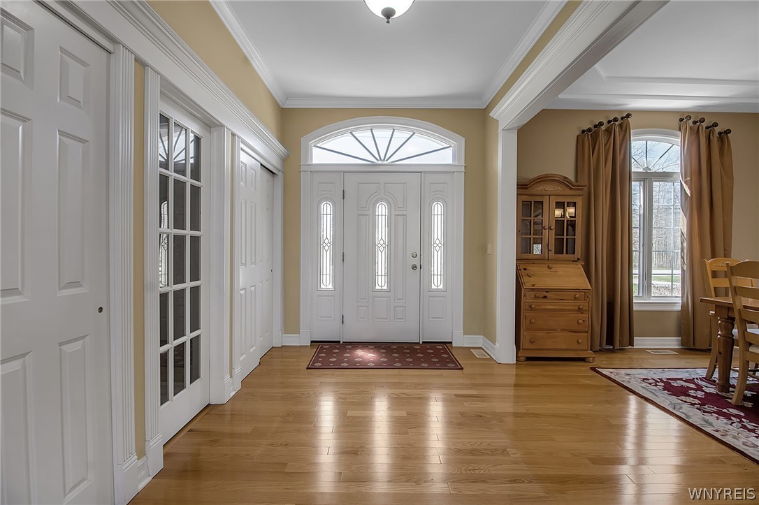 8852 County Road Clarence, NY 14032 - Photo 6 of 50