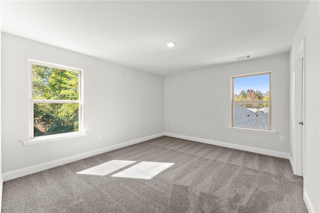 285 Magnolia Villas Drive Cornelia, GA 30531 - Photo 27 of 49 an empty room with a window