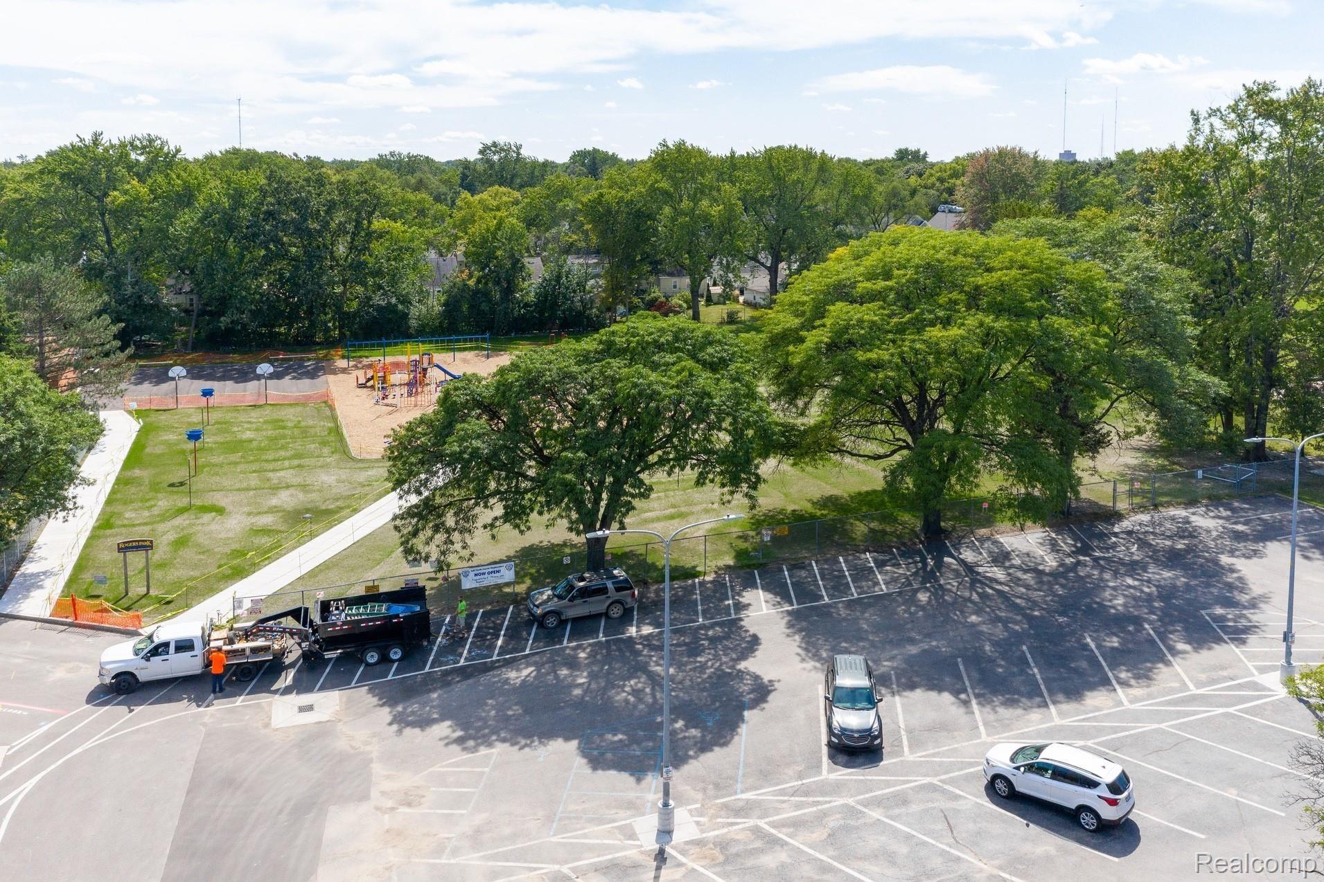 2008 Oxford Road Berkley, MI 48072 - Photo 41 of 45 DJI_0470.jpg