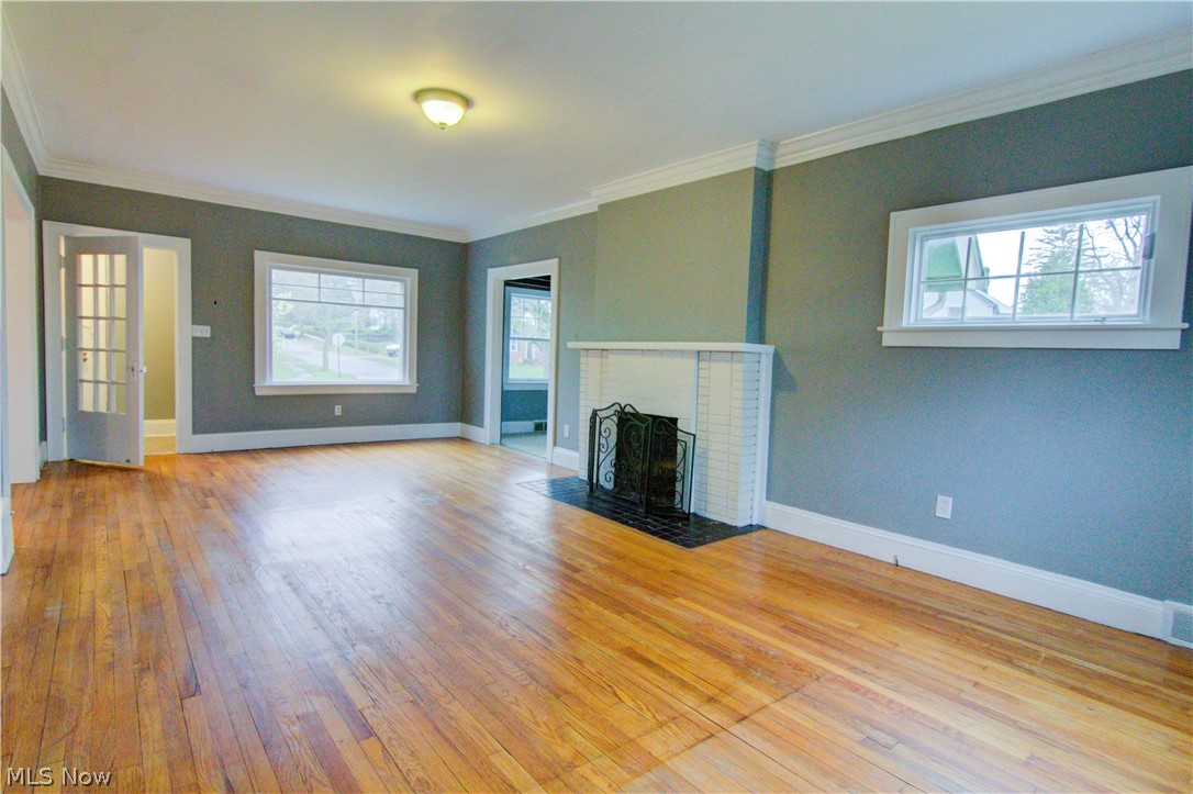 3729 Woodridge Road Cleveland, OH 44121 - Photo 15 of 35 Gallery Image 15