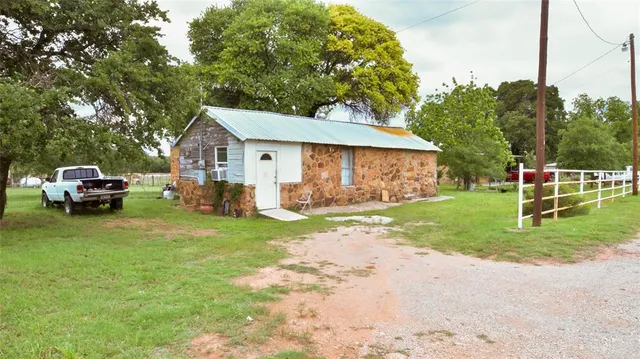 $439,000 | 1115 County Road 147, Brownwood, TX 76801