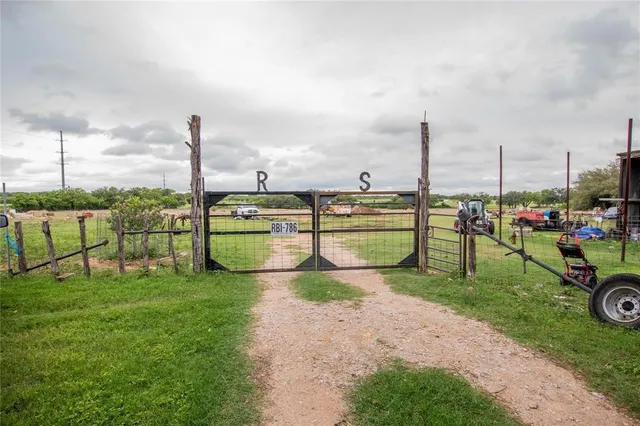 $439,000 | 1115 County Road 147, Brownwood, TX 76801