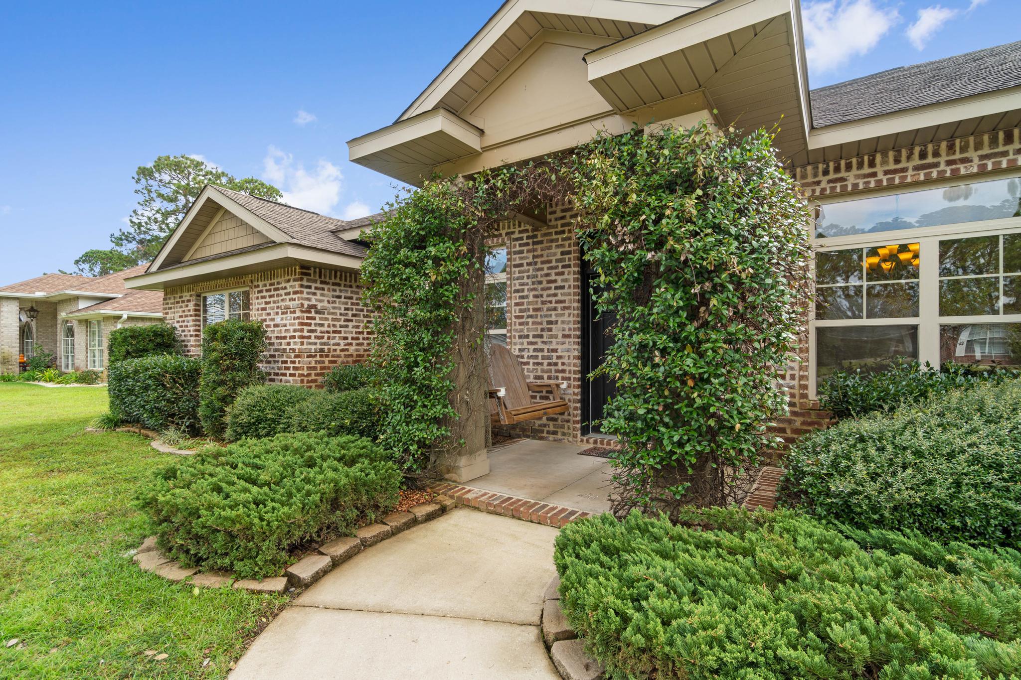 7549 Loop Street Navarre, FL 32566 - Photo 3 of 68 Gallery Image 3