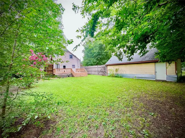 a house view with a outdoor space