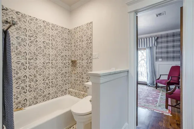 $1,099,500 | 1421 Highlake Lane, Weatherford, TX 76087