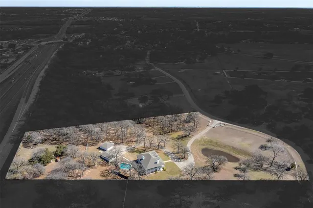 $1,099,500 | 1421 Highlake Lane, Weatherford, TX 76087