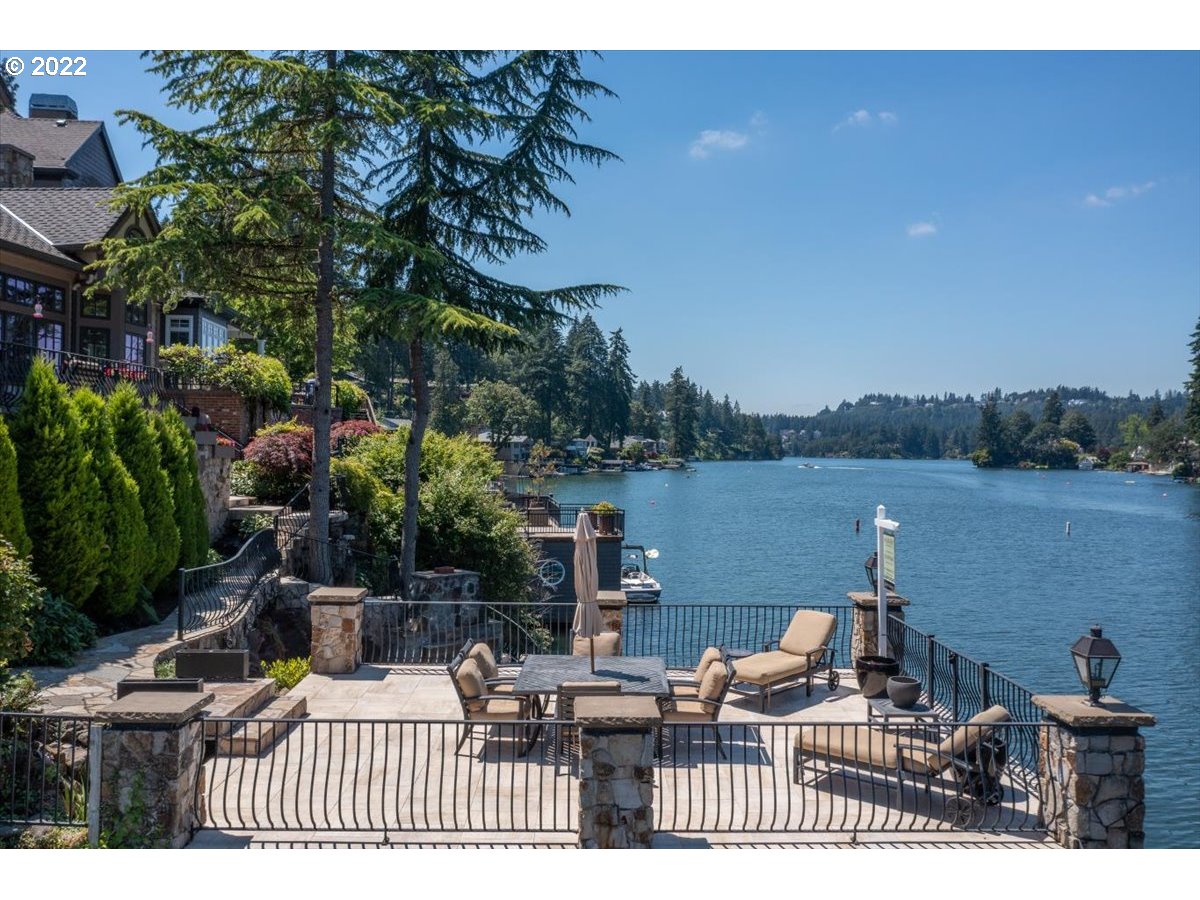 961 Lake Front Road Lake Oswego, OR 97034 - Photo 29 of 32 Boat House