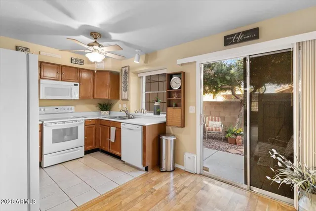 $263,000 | 7905 West Thunderbird Road, Unit 285, Peoria, AZ 85381