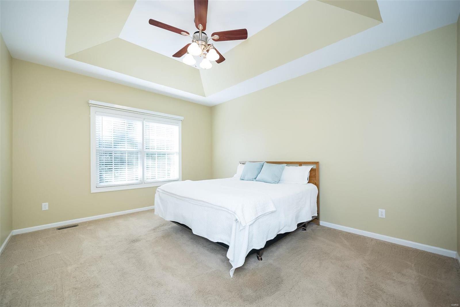 32 Jacobs Creek Circle St. Charles, MO 63304 - Photo 11 of 27