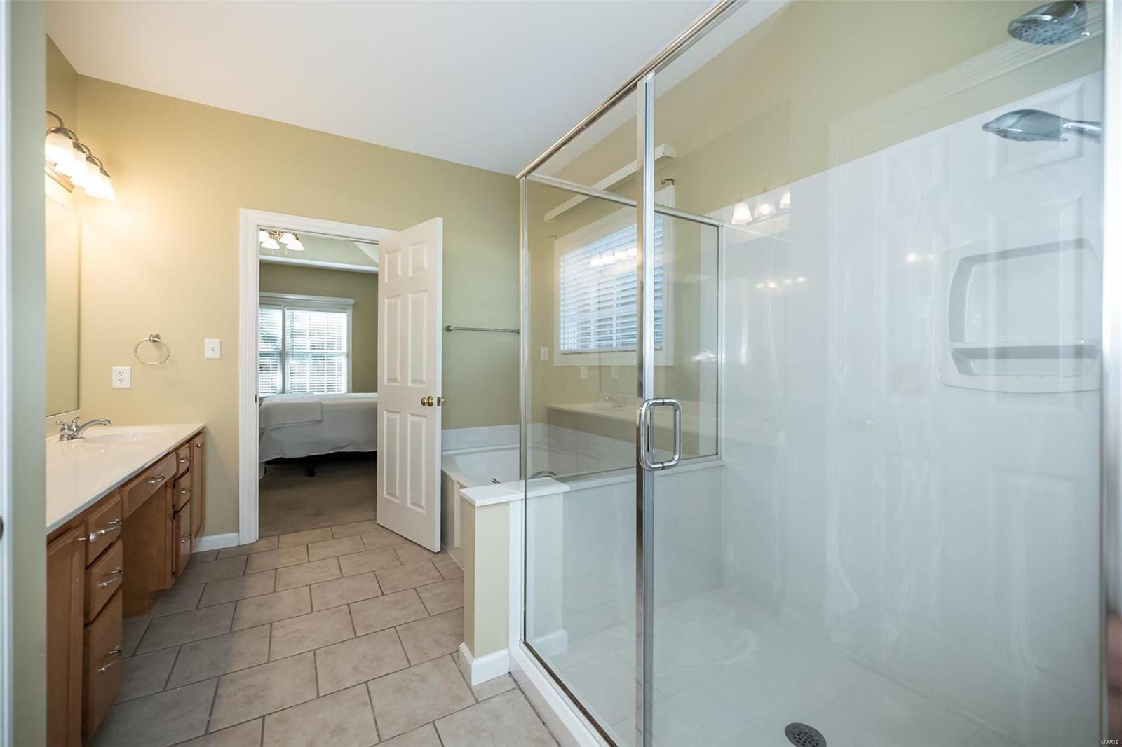 32 Jacobs Creek Circle St. Charles, MO 63304 - Photo 13 of 27