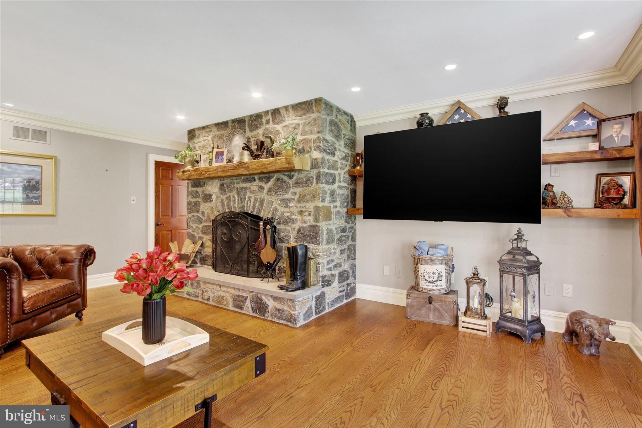 2065 Youngs Road Hanover, PA 17331 - Photo 15 of 55