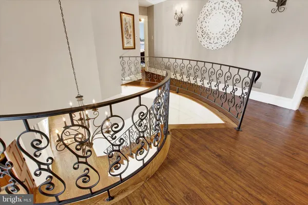 $835,000 | 2065 Youngs Road, Hanover, PA 17331