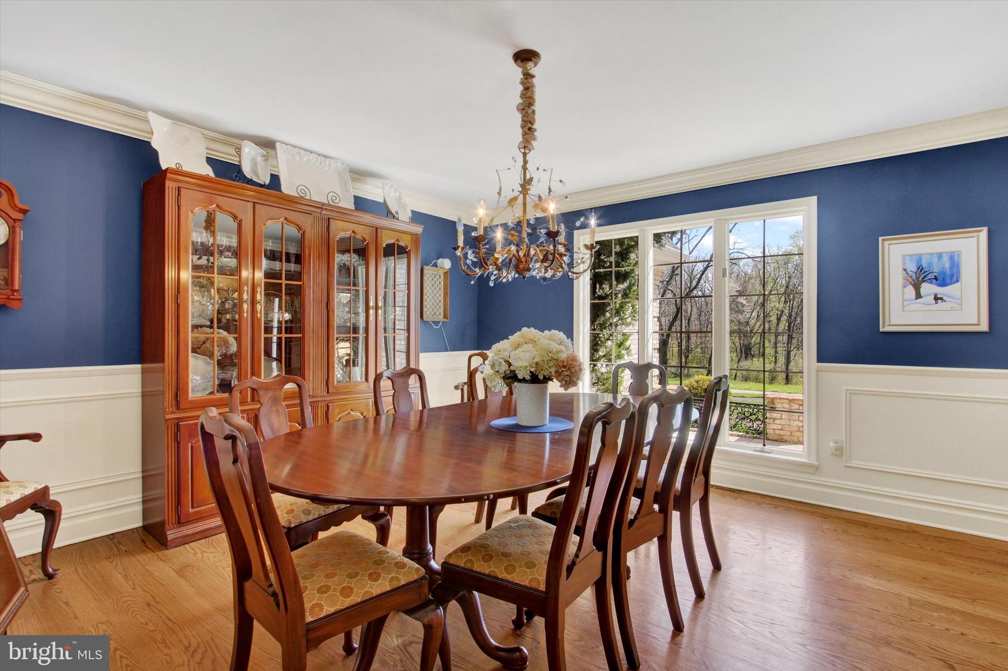 2065 Youngs Road Hanover, PA 17331 - Photo 4 of 55 Formal Dinning Room