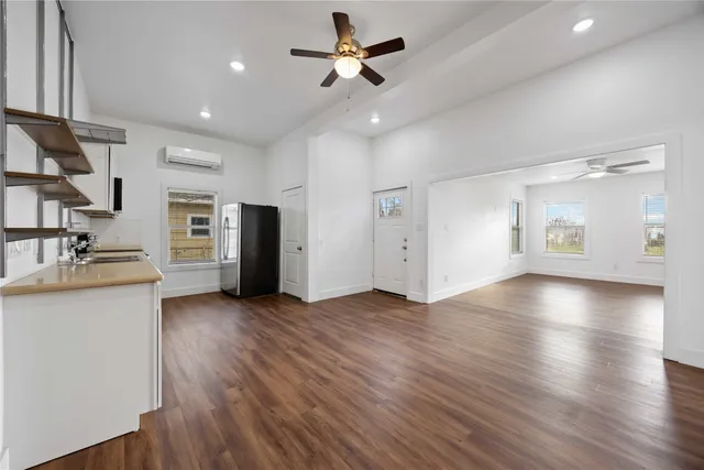 $2,000 | 2214 Stevens Street, Houston, TX 77026