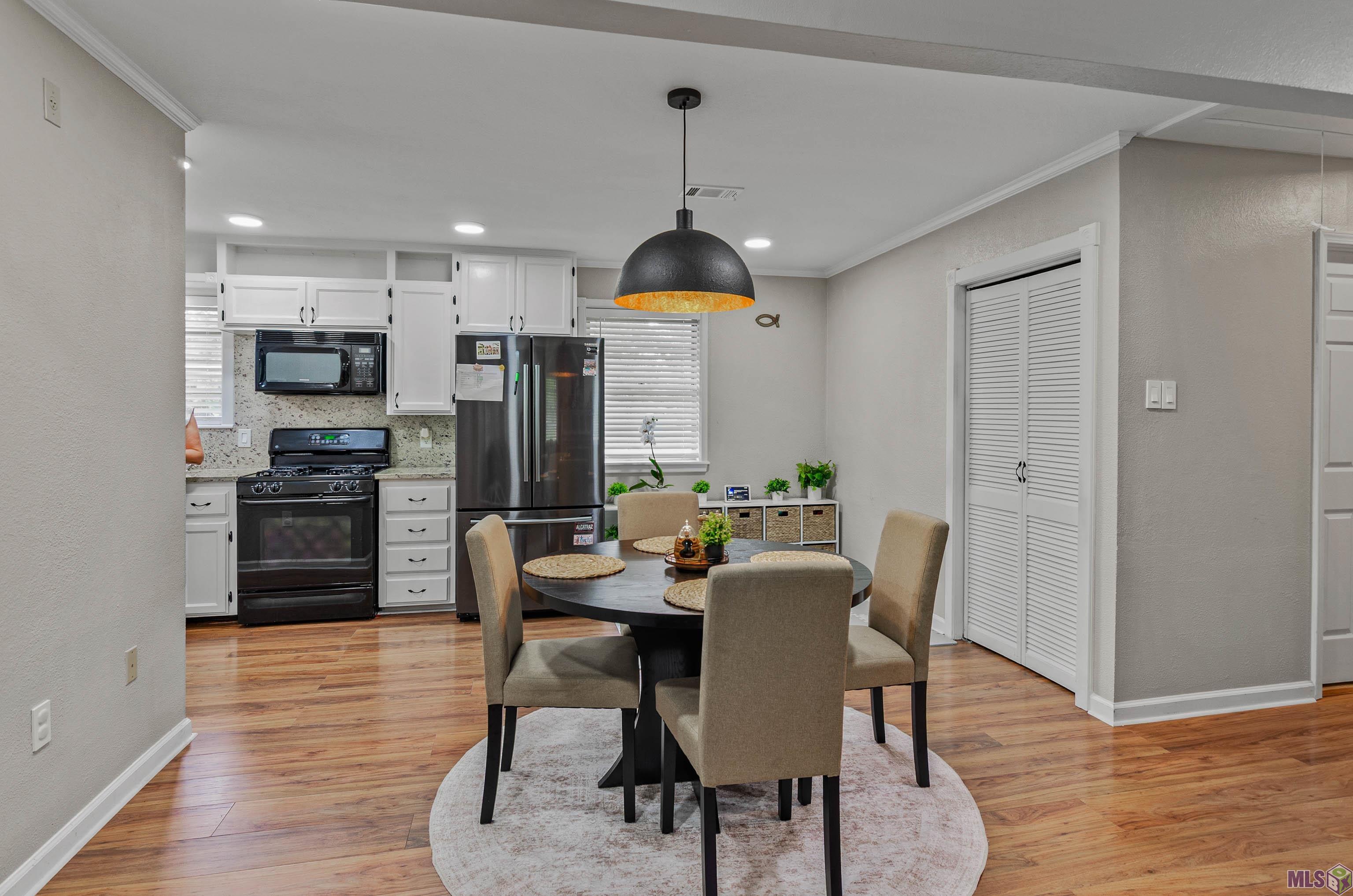 9448 Foster Road Baton Rouge, LA 70811 - Photo 5 of 23