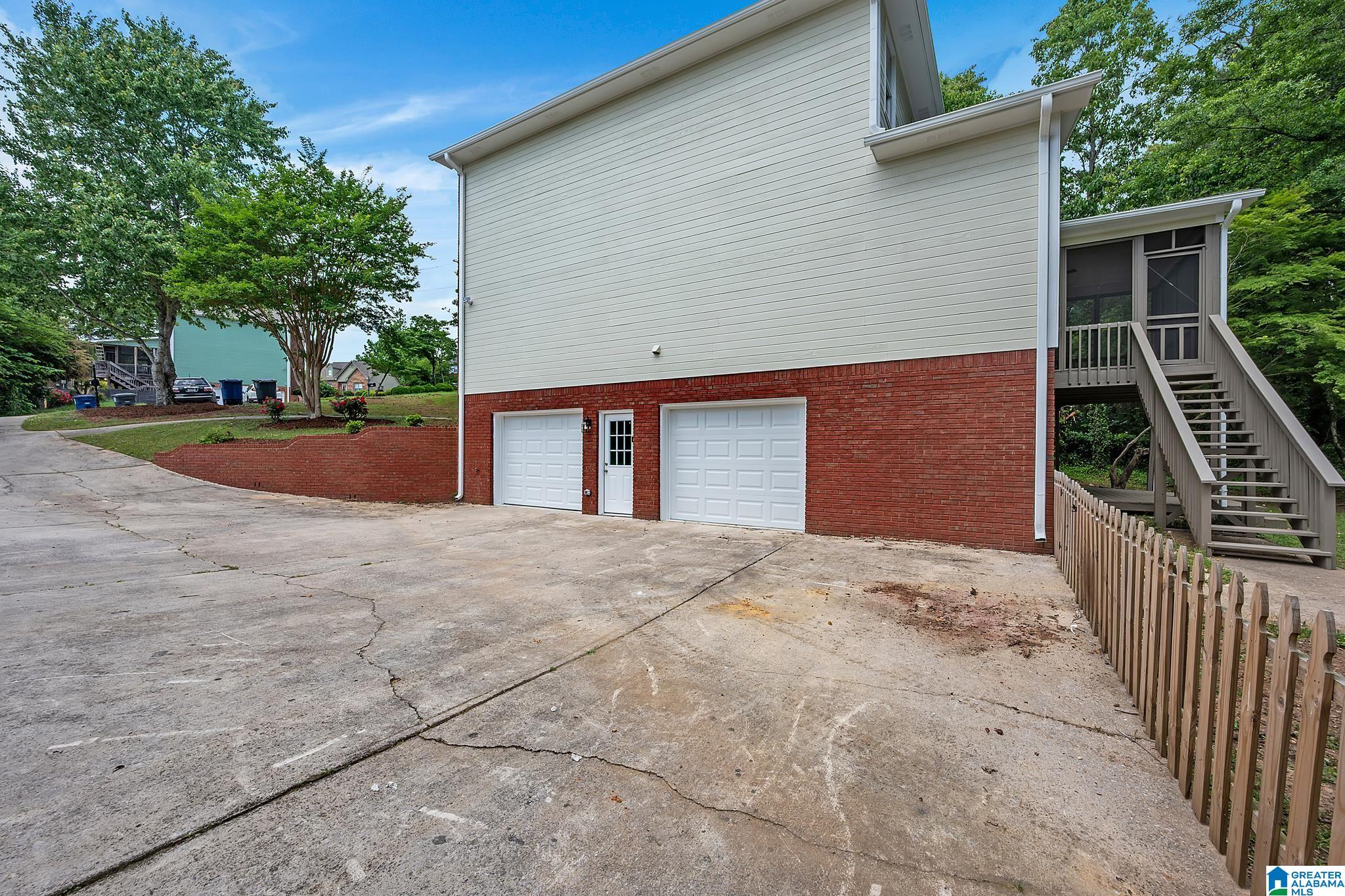 5904 Bark Lane Birmingham, AL 35244 - Photo 4 of 40