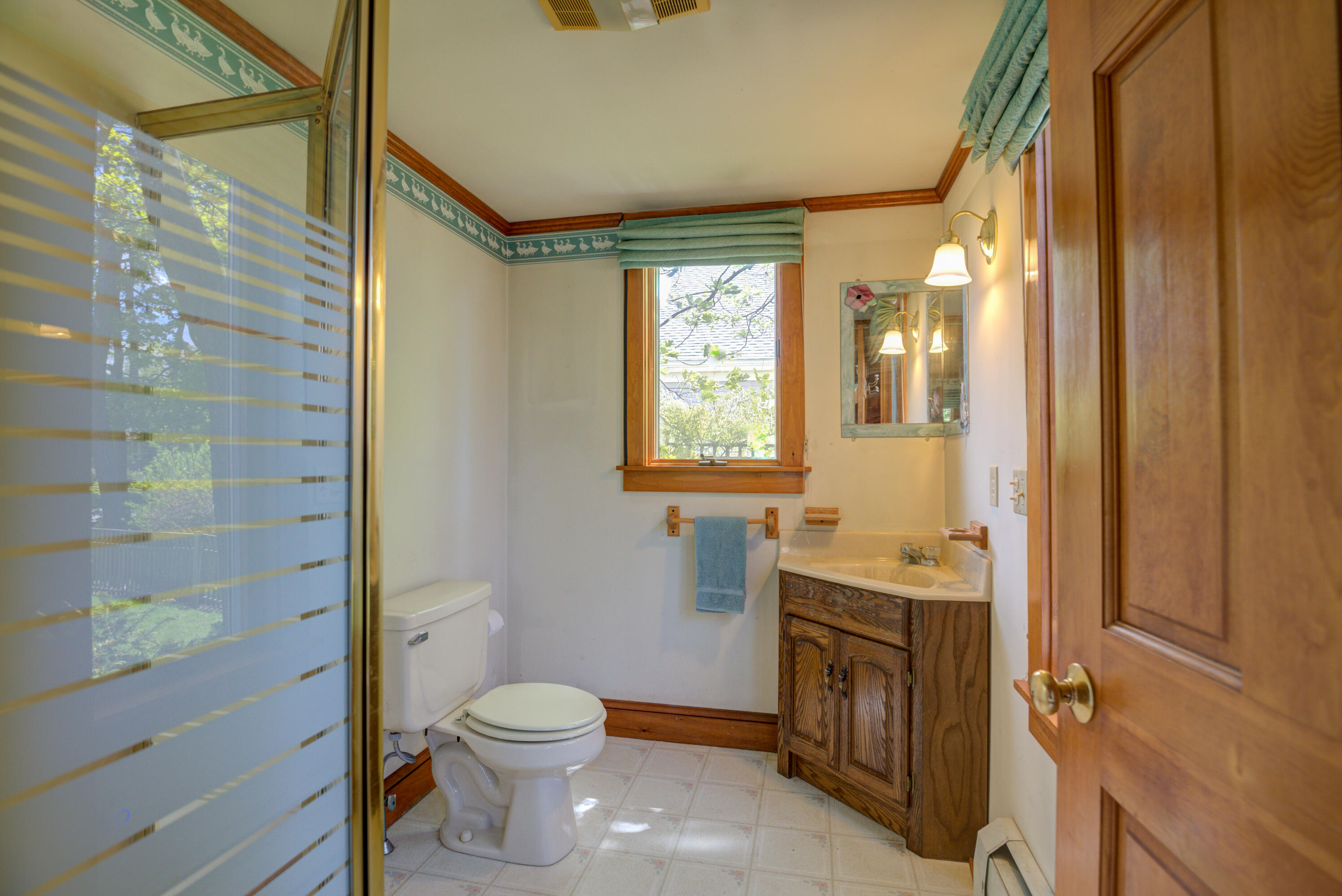 131-133 Hills Beach Road Biddeford, ME 04005 - Photo 8 of 38 131-133 HBR SG 07