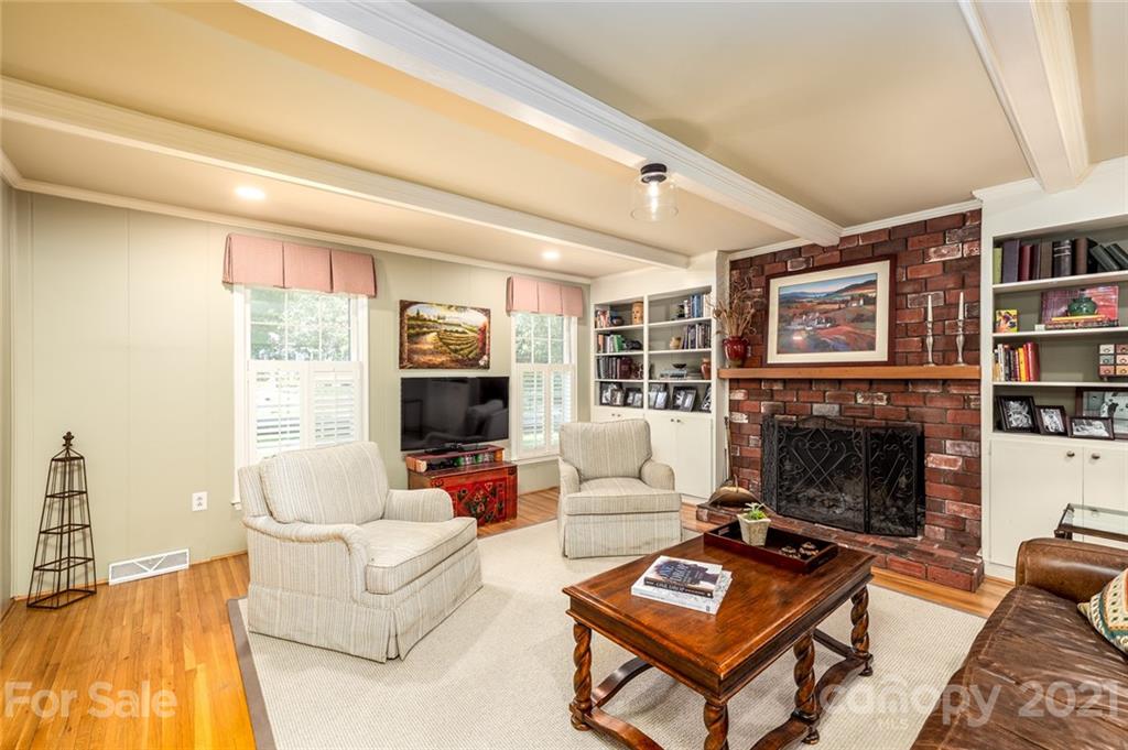 3401 Stocktie Road Charlotte, NC 28210 - Photo 3 of 46 Gallery Image 3