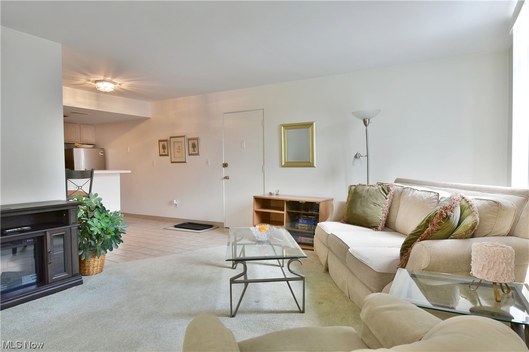 2520 North River Road Northeast, Unit B20 Warren, OH 44483 - Photo 18 of 32