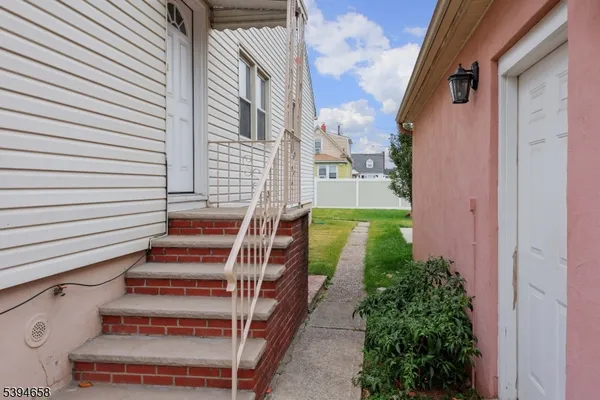 $629,555 | 825 Dennis Place, Linden, NJ 07036