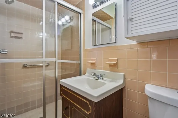 $849,000 | 25 Victoria Drive, Clark, NJ 07066