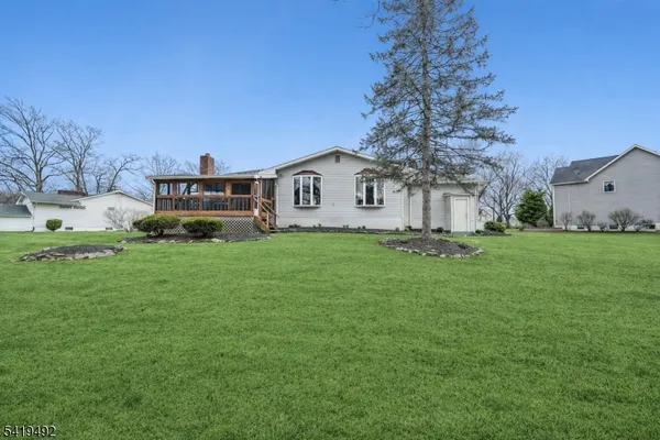 $849,000 | 25 Victoria Drive, Clark, NJ 07066