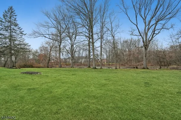 $849,000 | 25 Victoria Drive, Clark, NJ 07066