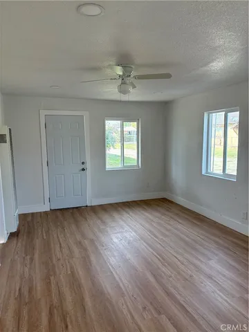 $1,650 | 555 1/2 Ramona Avenue North, San Bernardino, CA 92411