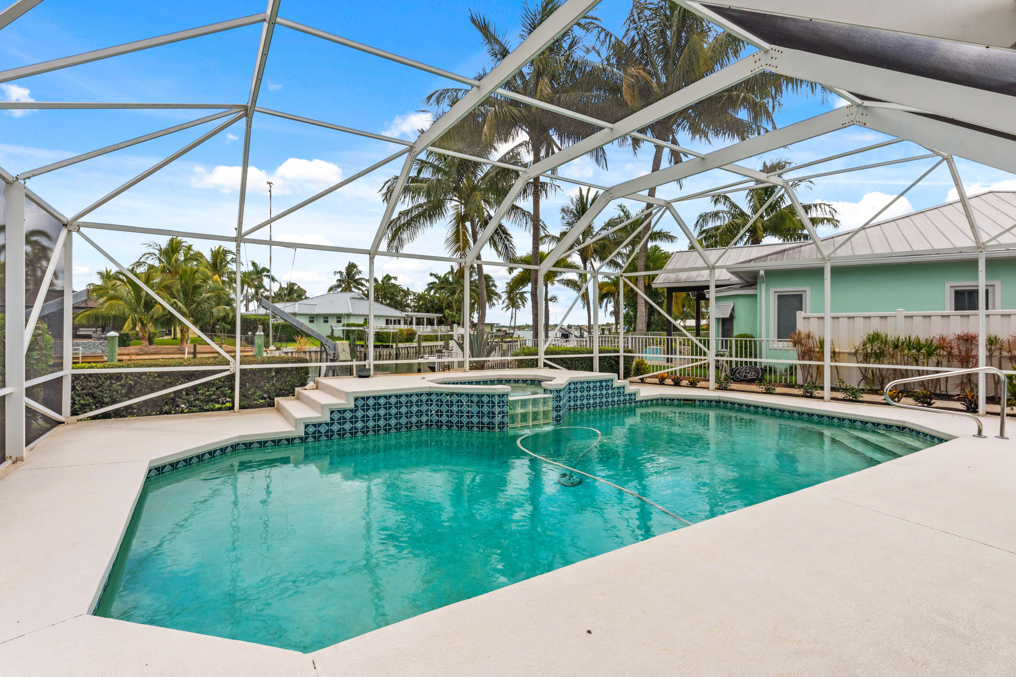 950 Marlin Drive Jupiter, FL 33458 - Photo 34 of 38 950 Marlin Dr Jupiter FL 33458 (35)