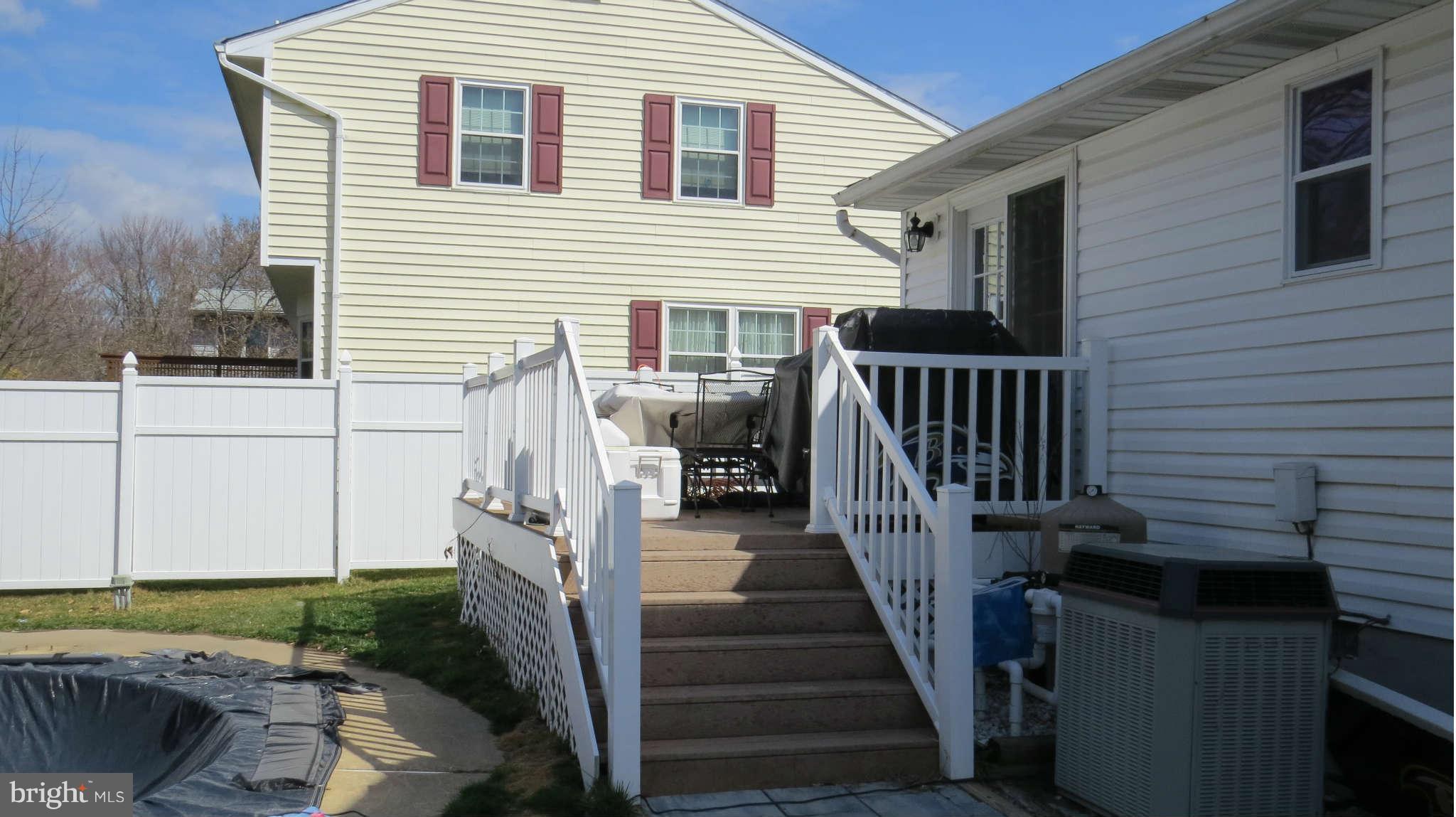 9226 Bowline Road Baltimore, MD 21236 - Photo 17 of 24 Exterior (Rear)