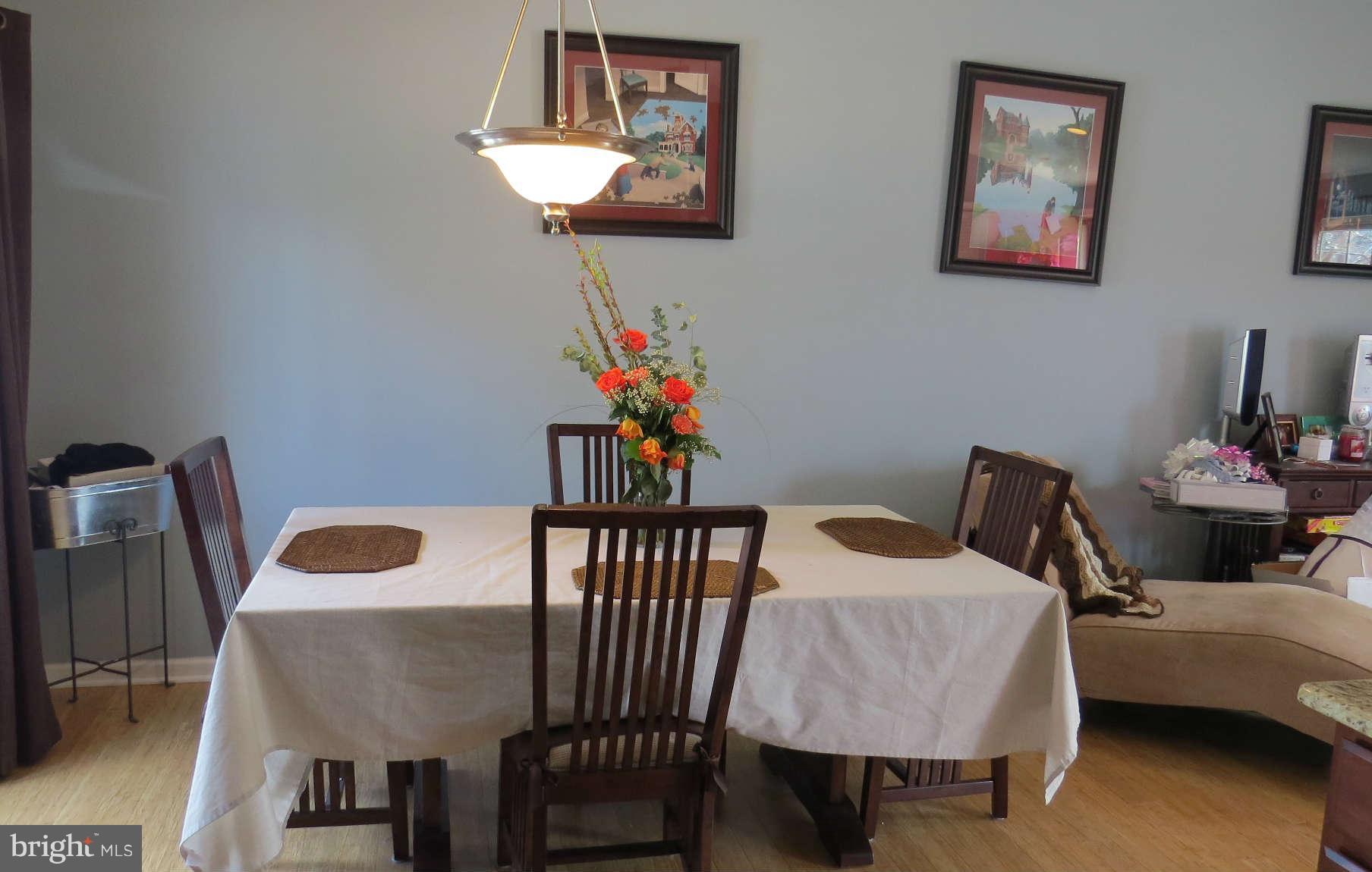 9226 Bowline Road Baltimore, MD 21236 - Photo 4 of 24 Dining Room