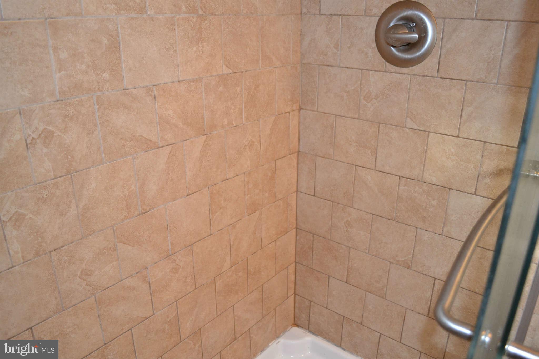 9226 Bowline Road Baltimore, MD 21236 - Photo 7 of 24 Bath (Master)
