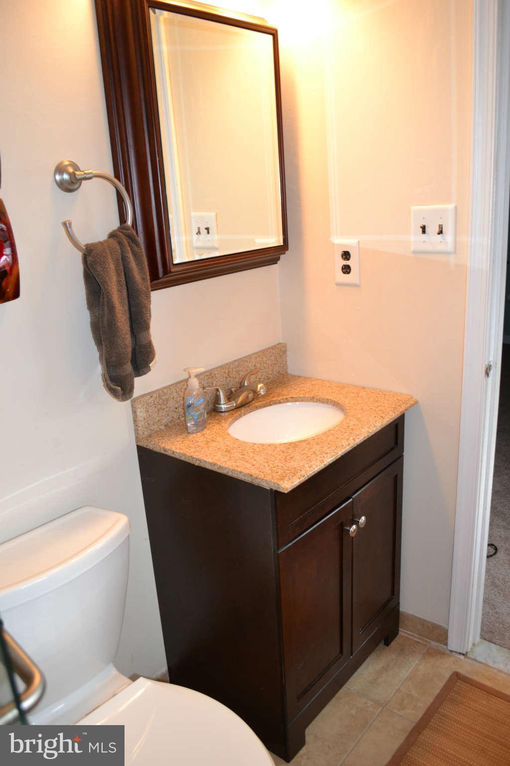 9226 Bowline Road Baltimore, MD 21236 - Photo 10 of 24 Bath