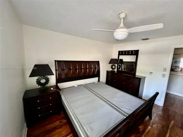 $475,000 | 9211 Chelsea Drive North, Plantation, FL 33324